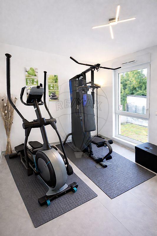 Appartement - 80 m² - 4 pièces