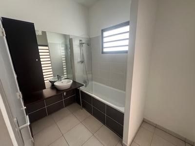 Appartement ancien - 96 m² - 4 pièces