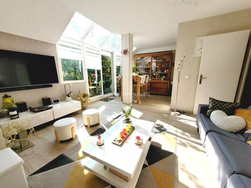 Appartement - 77 m² - 4 pièces