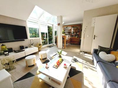 Appartement - 77 m² - 4 pièces