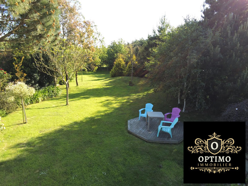 Villa - 168 m² - 9 pièces