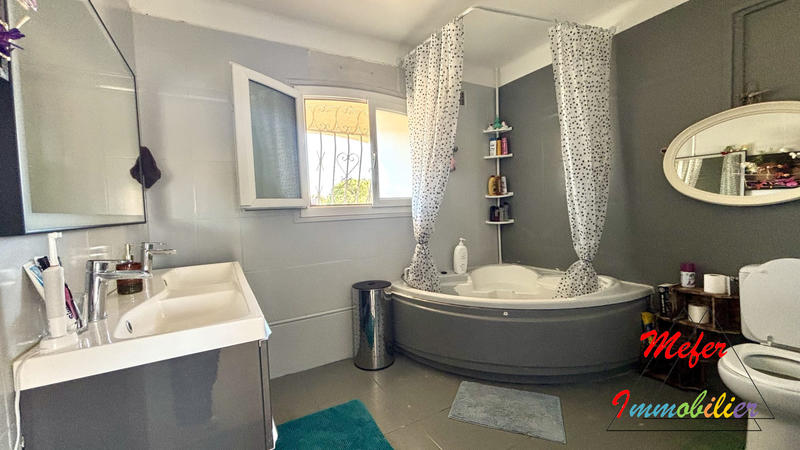 Maison - 125 m² - 5 pièces