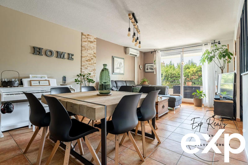 Appartement - 83 m² - 4 pièces