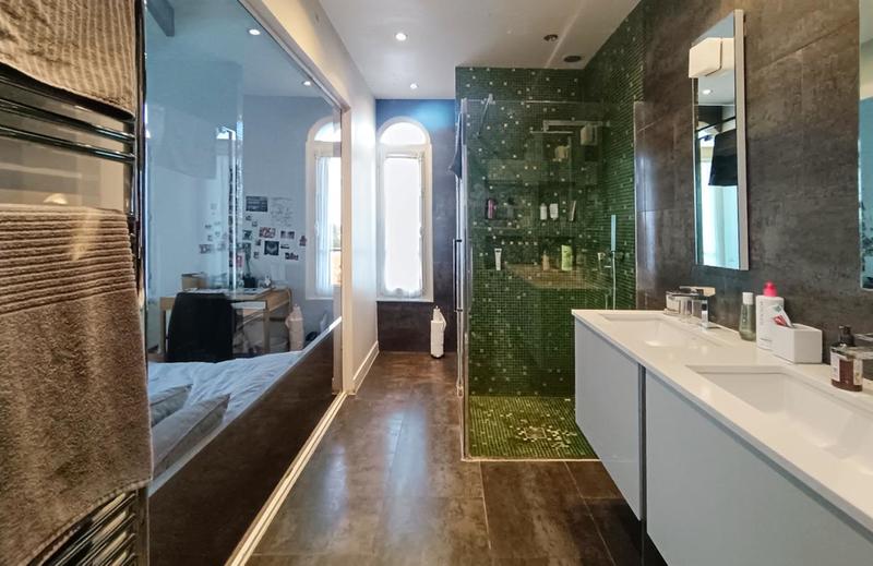 Maison - 175 m² - 7 pièces