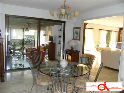 Maison - 180 m² - 6 pièces