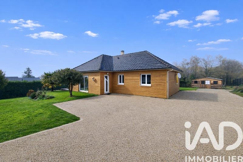 Maison - 90 m² - 4 pièces