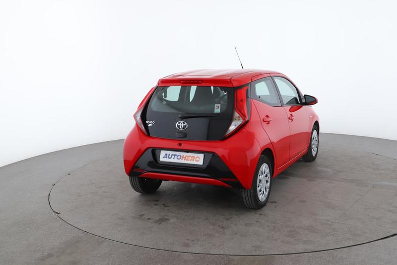Toyota Aygo 1.0 Vvt-i X-Play X-Shift 5p 72 ch