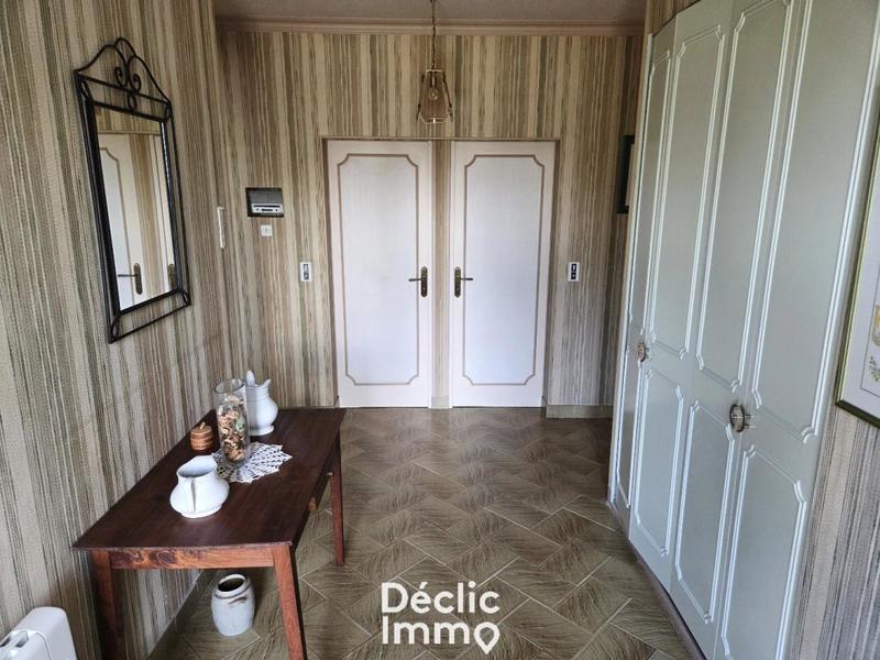 Maison - 265 m² - 11 pièces