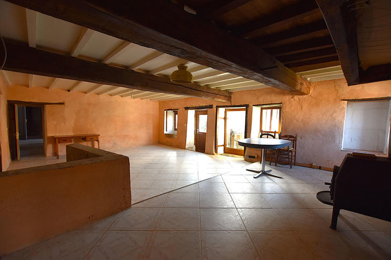 Maison - 268 m² - 9 pièces