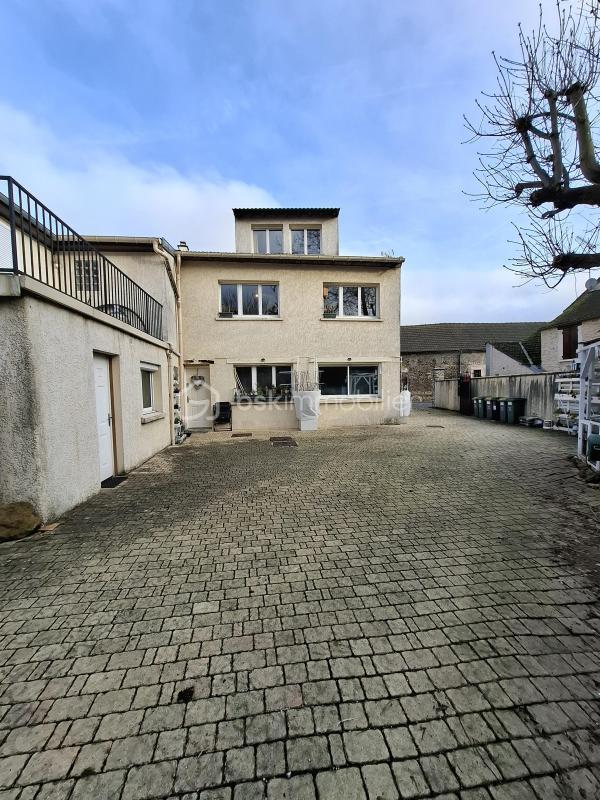 Duplex - 149 m² - 6 pièces
