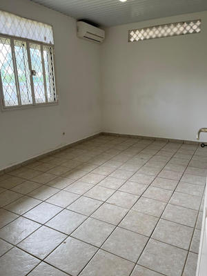 Maison - 138 m² - 4 pièces