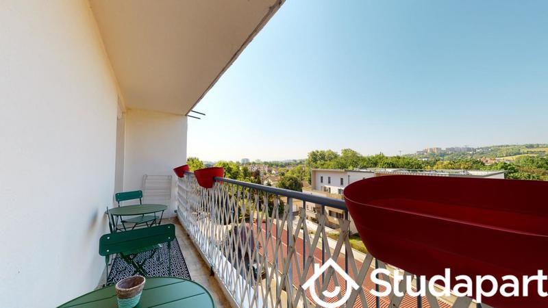 Chambre - 12 m² - 1 pièce