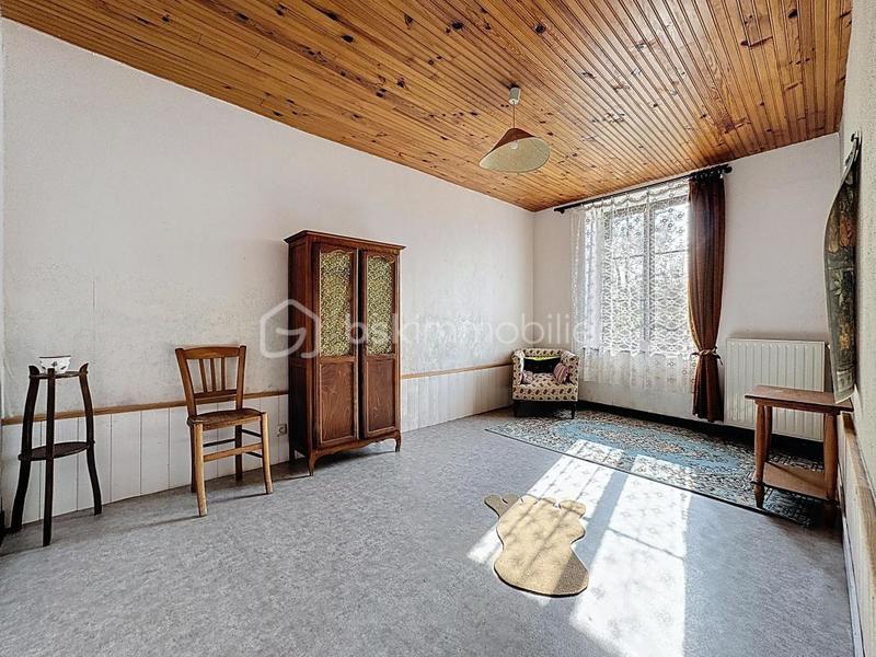 Maison - 295 m² - 12 pièces