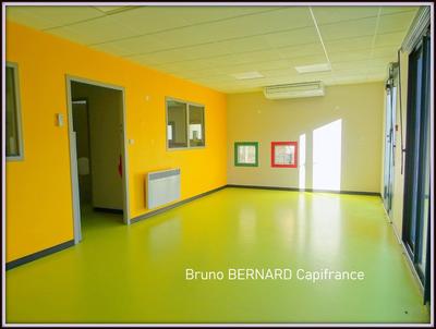 Local commercial - 390 m² - 10 pièces