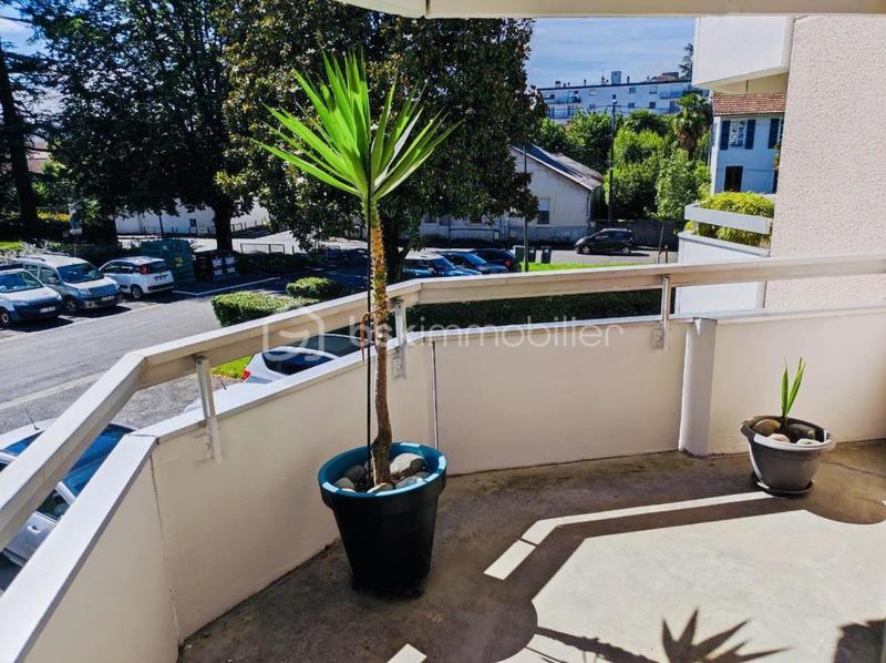 Appartement - 92 m² - 5 pièces