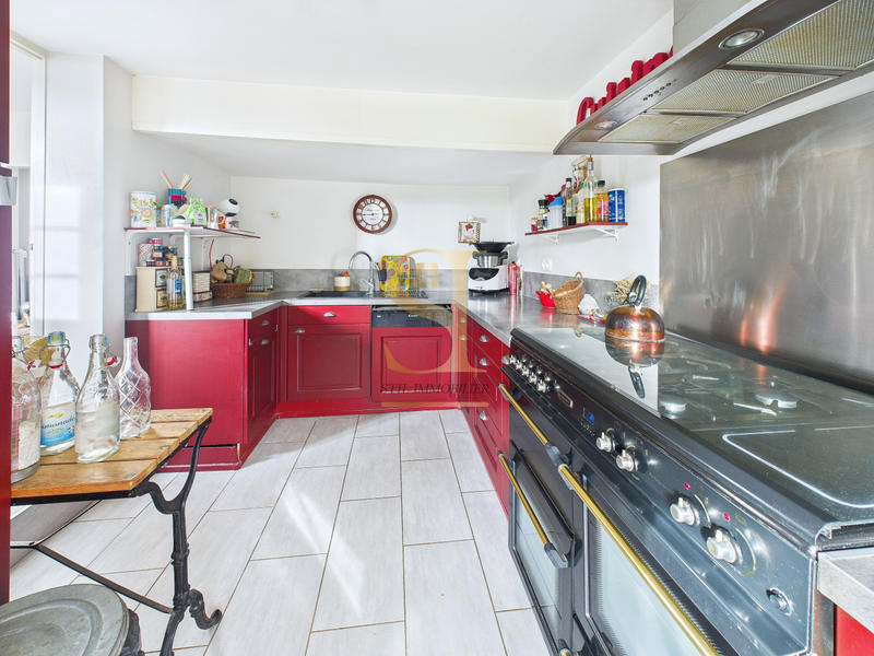 Maison - 140 m² - 7 pièces