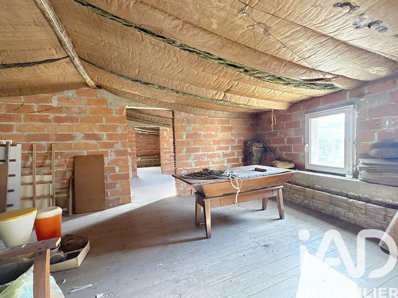 Maison - 180 m² - 8 pièces