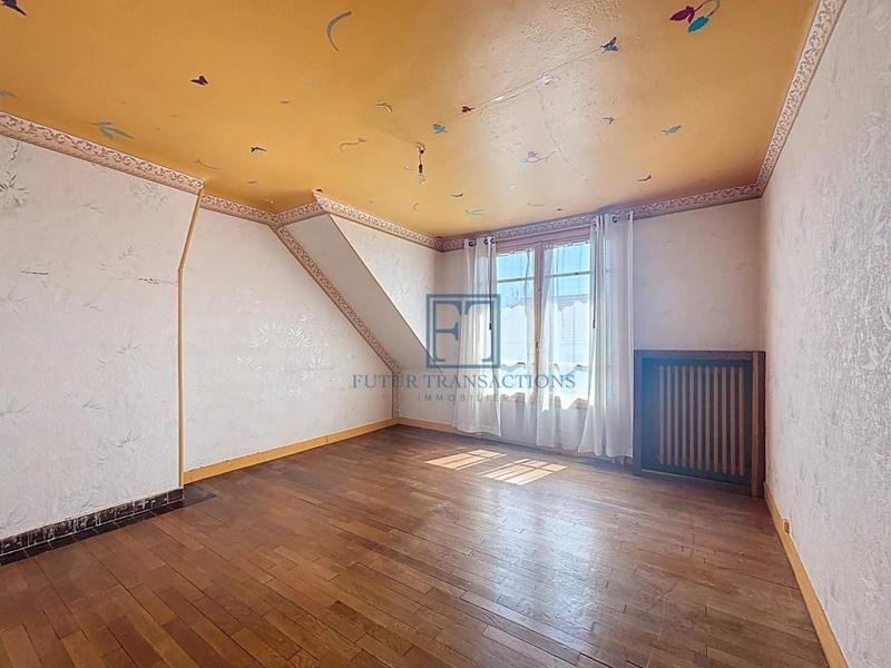 Maison - 93 m² - 6 pièces