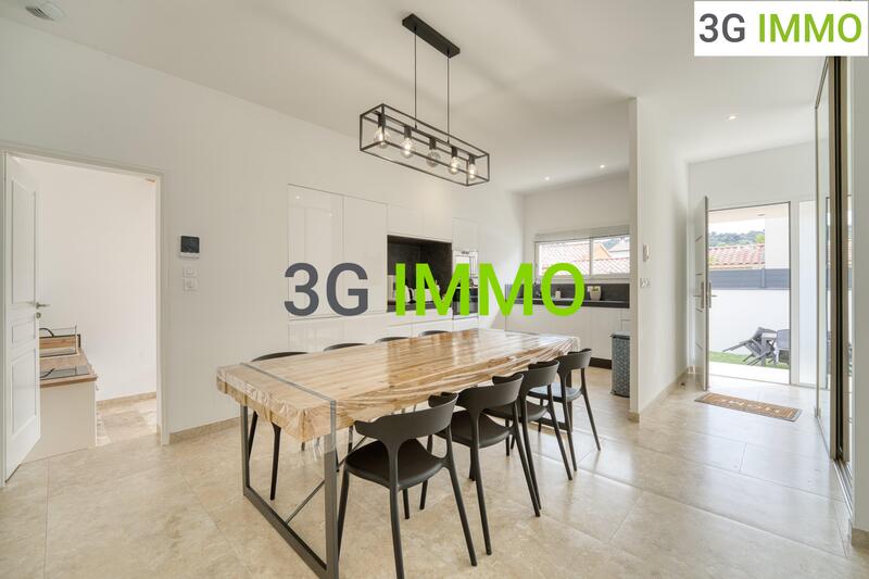 Villa - 100 m² - 4 pièces