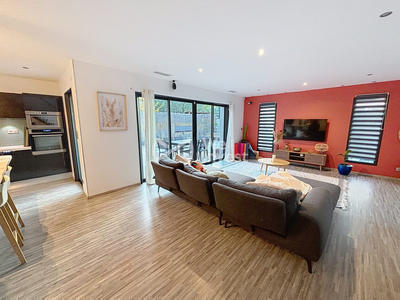 Maison - 135 m² - 5 pièces