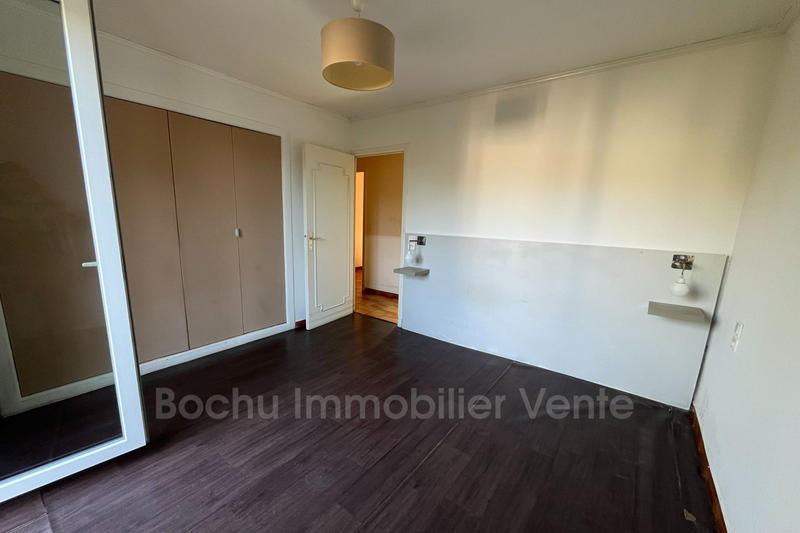 Villa - 100 m² - 5 pièces