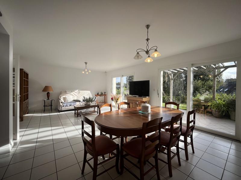 Maison - 130 m² - 7 pièces