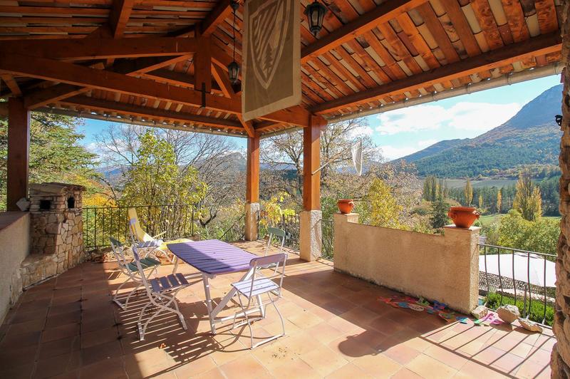 Château - 201 m² - 8 pièces