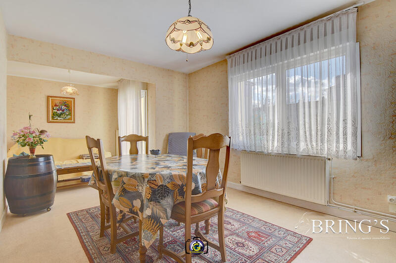 Appartement - 92 m² - 5 pièces