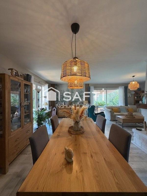 Maison - 176 m² - 6 pièces