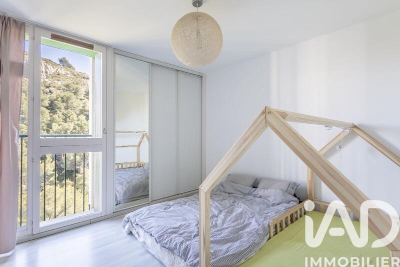 Appartement - 104 m² - 5 pièces