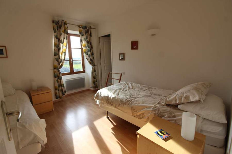 Maison - 230 m² - 10 pièces