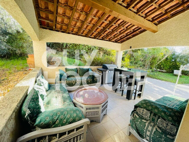 Villa - 166 m² - 5 pièces