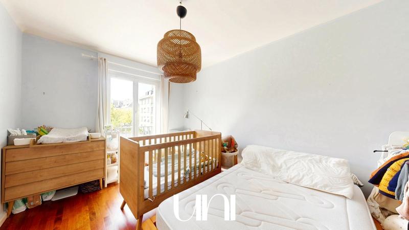 Appartement - 80 m² - 3 pièces