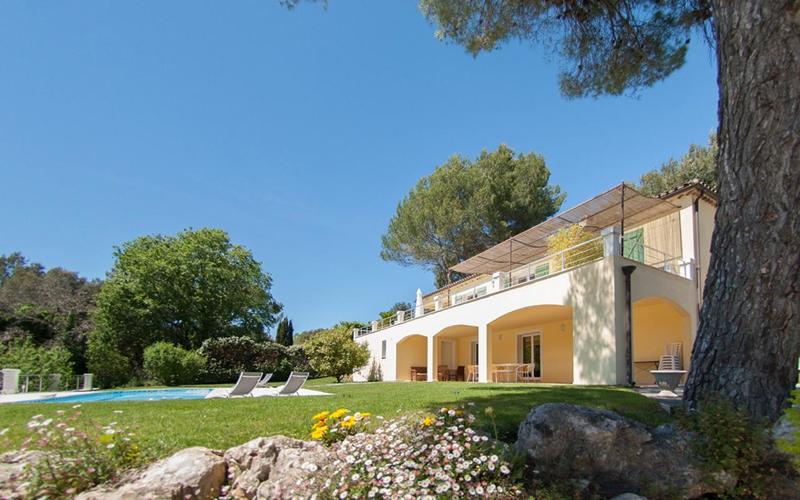 Villa - 325 m² - 5 pièces