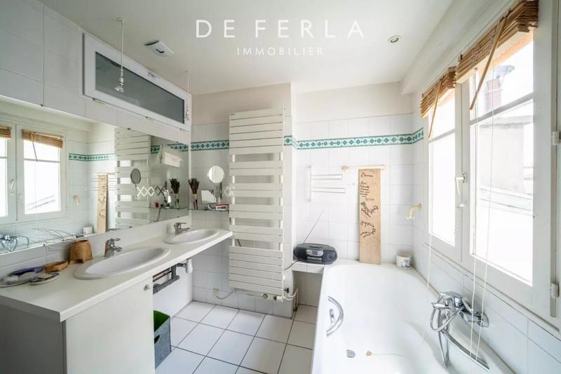 Appartement - 155 m² - 7 pièces