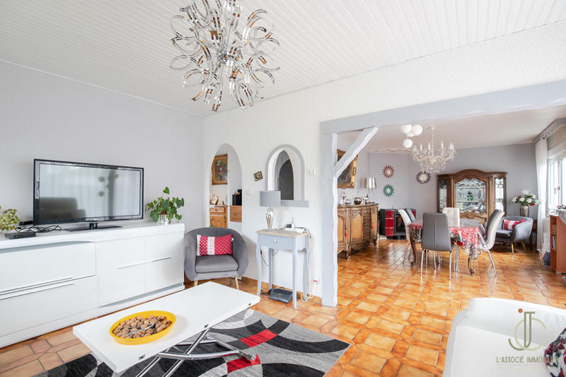 Maison - 90 m² - 4 pièces