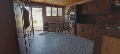 Maison - 96 m² - 5 pièces