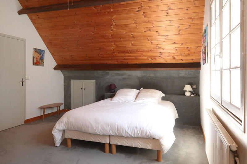 Maison - 228 m² - 12 pièces