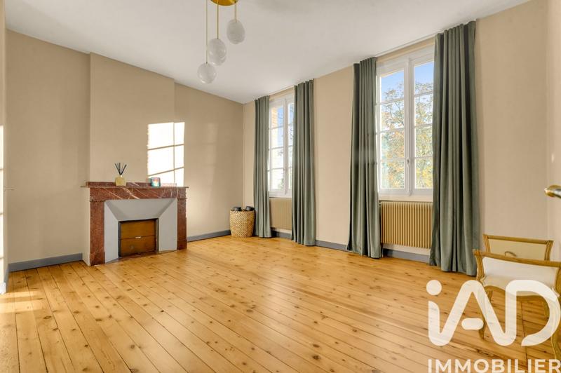 Maison - 510 m² - 15 pièces