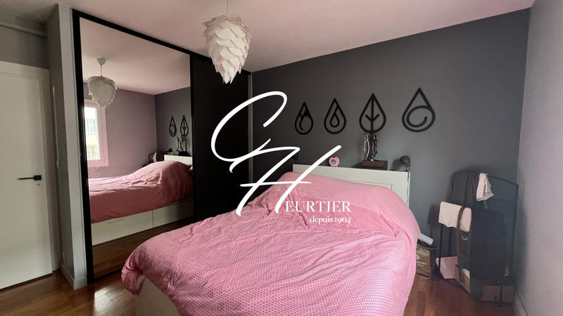 Appartement - 98 m² - 4 pièces