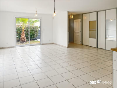 Maison - 94 m² - 4 pièces