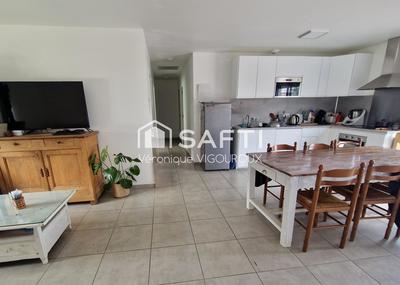 Maison - 85 m² - 4 pièces