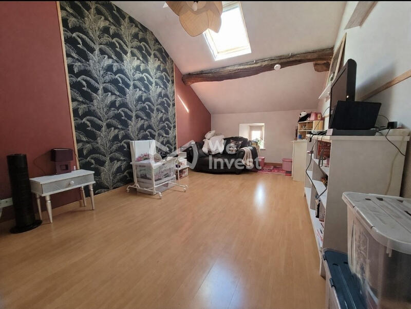 Maison - 102 m² - 4 pièces