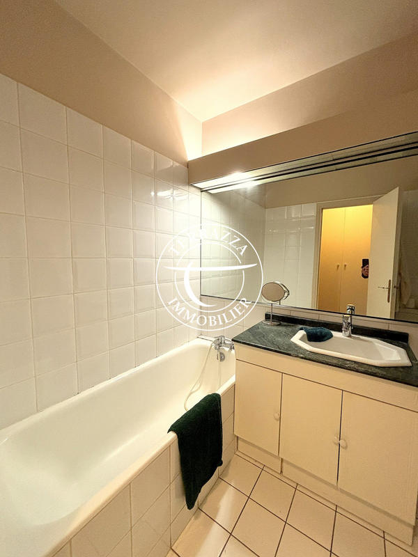 Appartement - 127 m² - 5 pièces