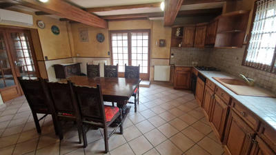 Maison - 95 m² - 4 pièces