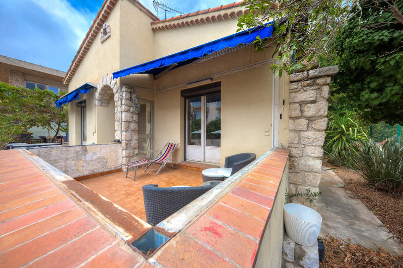 Appartement - 74 m² - 2 pièces