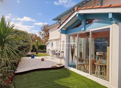 Appartement - 120 m² - 5 pièces