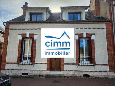 Maison traditionnelle - 109 m² - 5 pièces