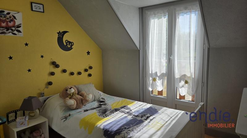 Maison - 295 m² - 16 pièces