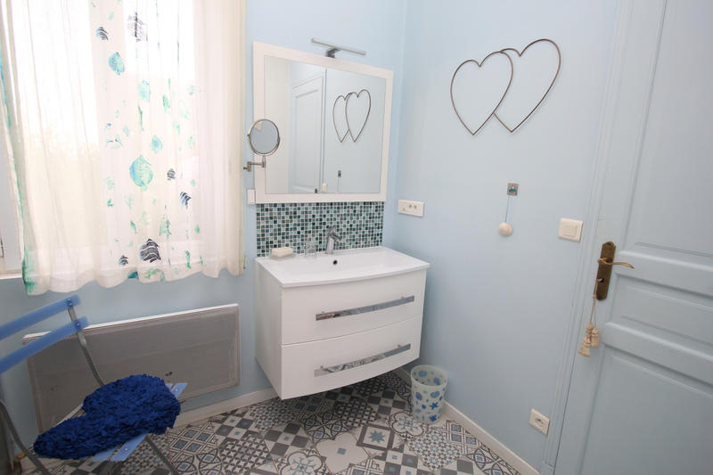 Maison - 80 m² - 5 pièces